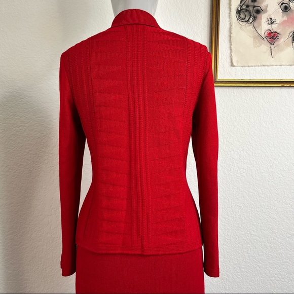 St John Sanata Knit Cruise 03 VTG Skirt Suit Set - Picture 9 of 12